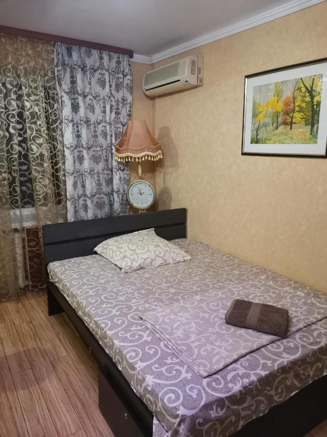 Apartment Studio On Mayakovskogo Avenue Zaporizhia Exterior foto